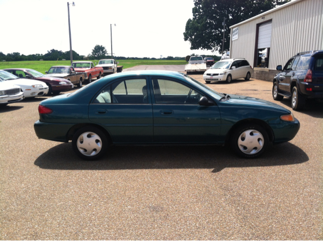 Ford Escort 1998 photo 3