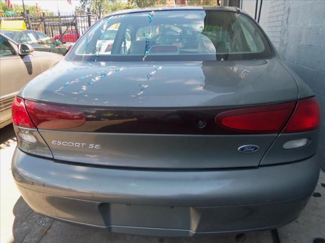 Ford Escort 1998 photo 4