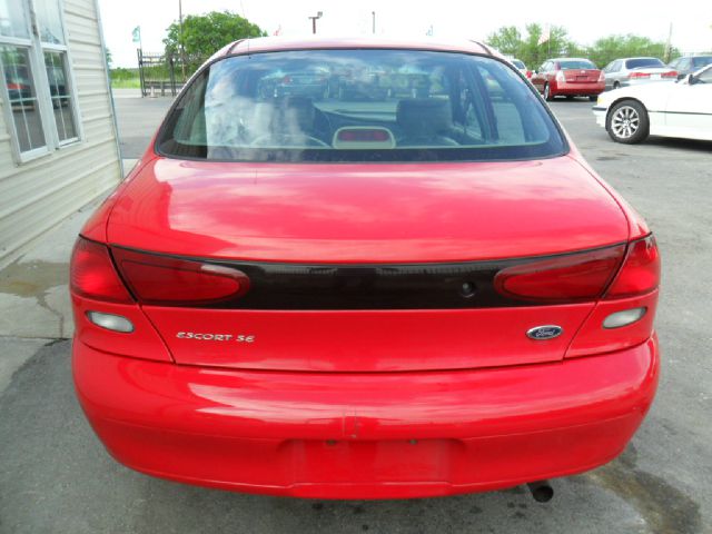 Ford Escort 1998 photo 15