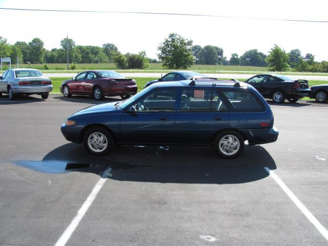 Ford Escort 1998 photo 3