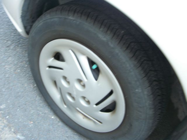 Ford Escort 1998 photo 3