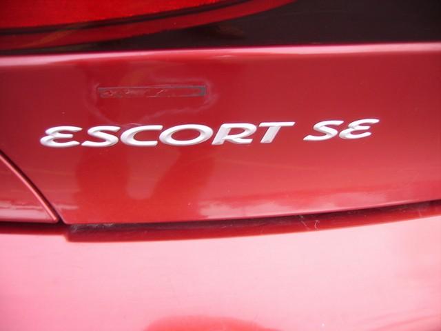 Ford Escort 1998 photo 5