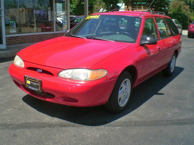 Ford Escort 1998 photo 1