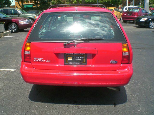 Ford Escort 1998 photo 4