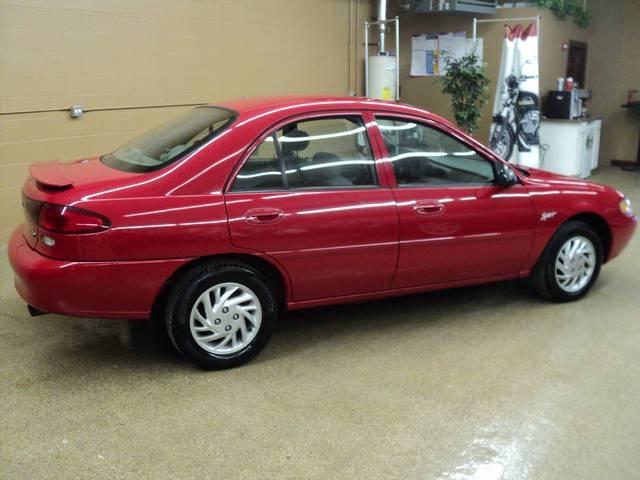 Ford Escort 1998 photo 3