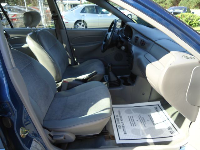 Ford Escort 1998 photo 6