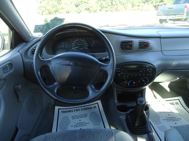 Ford Escort 1998 photo 7