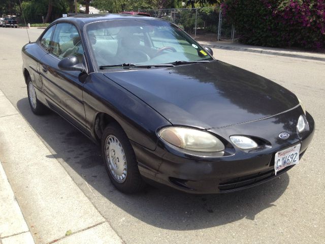 Ford Escort 1998 photo 2