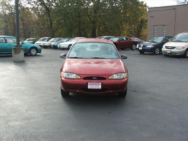 Ford Escort 1998 photo 1