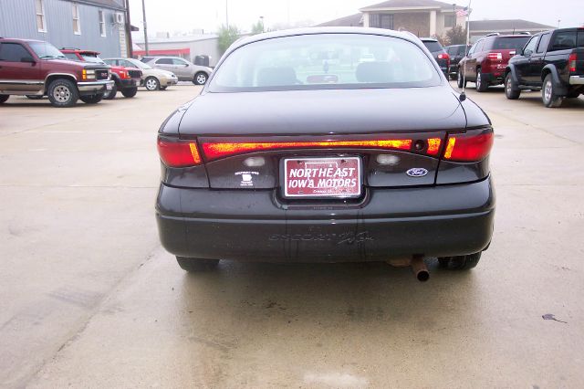 Ford Escort 1998 photo 8