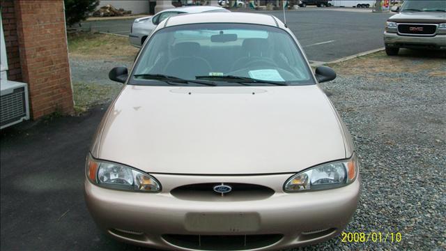 Ford Escort 1999 photo 1