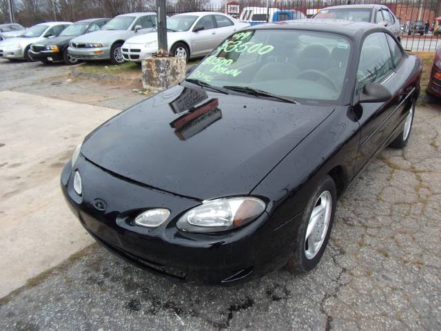Ford Escort 1999 photo 2