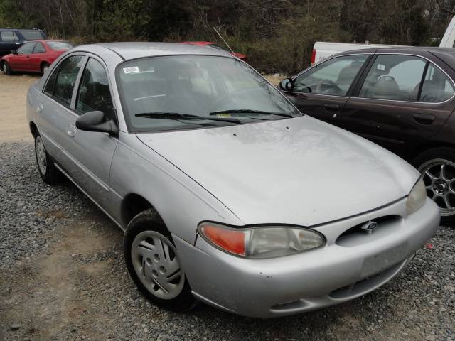 Ford Escort 1999 photo 4
