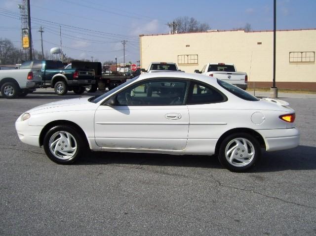 Ford Escort 1999 photo 3