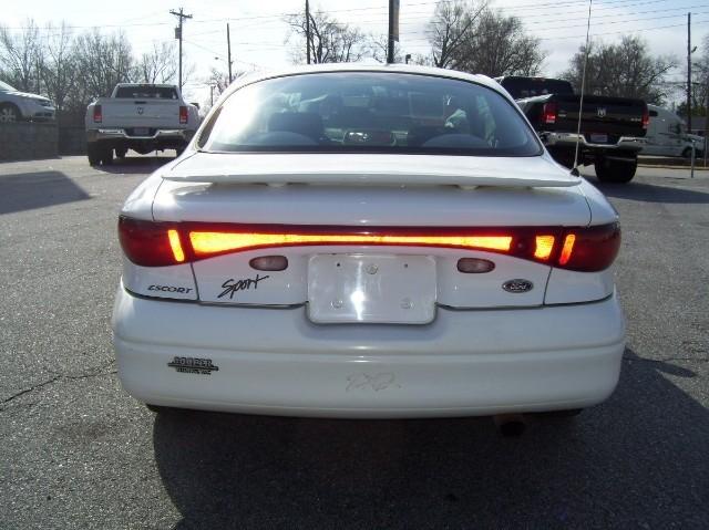 Ford Escort 1999 photo 5