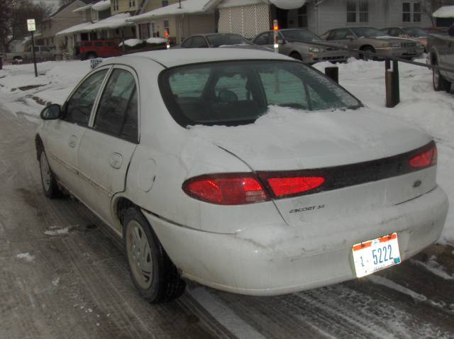 Ford Escort 1999 photo 5