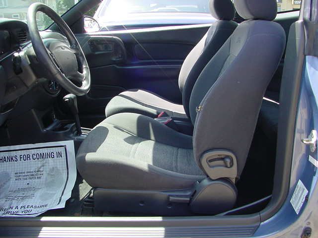 Ford Escort 1999 photo 3