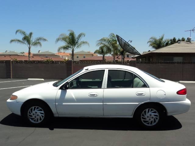 Ford Escort 1999 photo 3
