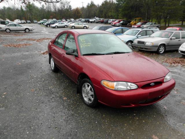 Ford Escort 1999 photo 4