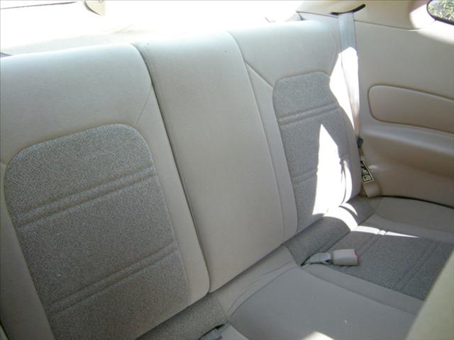 Ford Escort 1999 photo 2