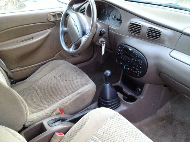Ford Escort 1999 photo 4