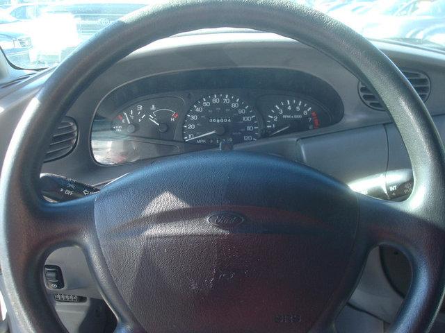 Ford Escort 1999 photo 5