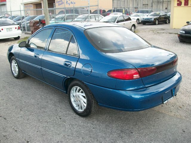 Ford Escort 1999 photo 6