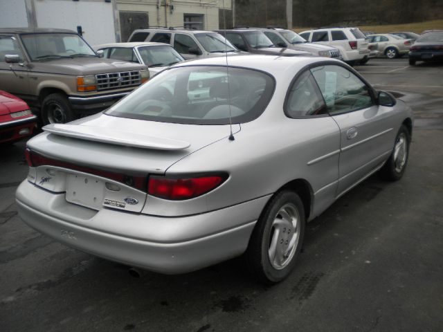 Ford Escort LT Duramax CREW 4X4 Coupe