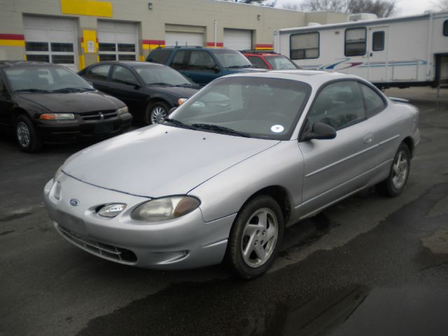 Ford Escort 1999 photo 2