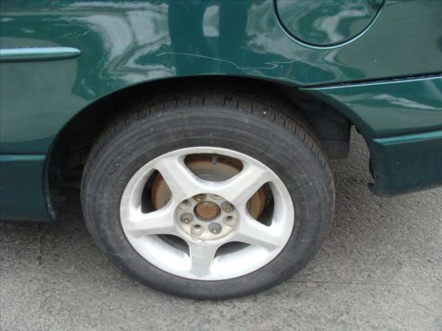 Ford Escort 1999 photo 1