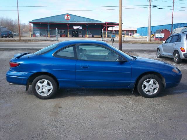Ford Escort 1999 photo 4