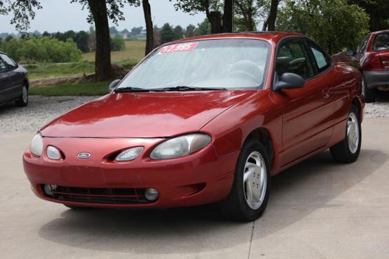 Ford Escort 1999 photo 2