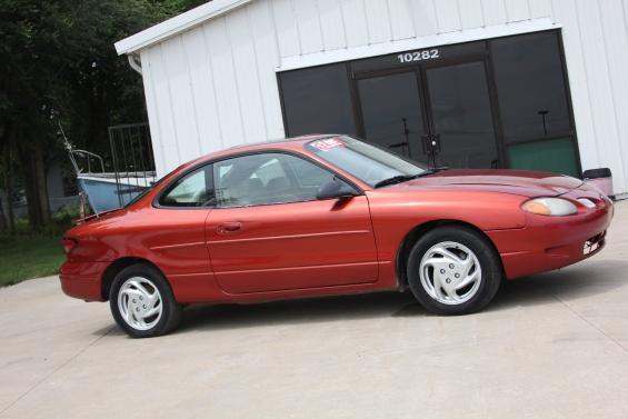 Ford Escort 1999 photo 5