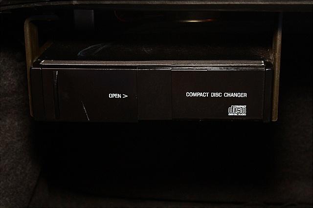 Ford Escort 2000 photo 30