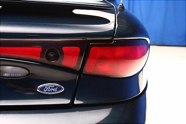 Ford Escort 2000 photo 46