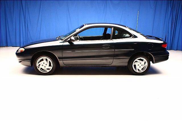 Ford Escort 2000 photo 7