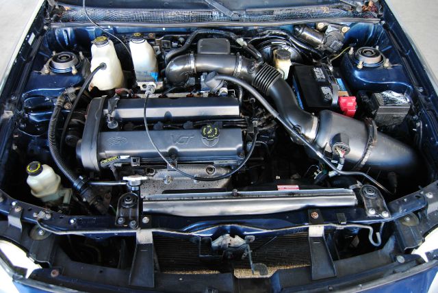 Ford Escort 2000 photo 1