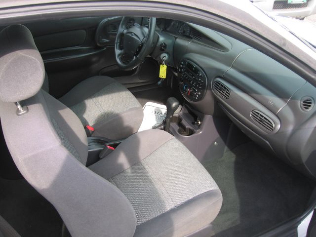 Ford Escort 2000 photo 2