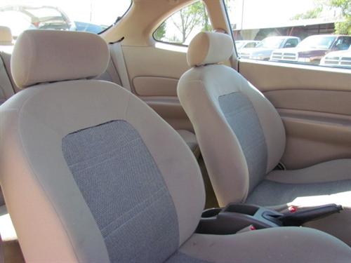 Ford Escort 2001 photo 4