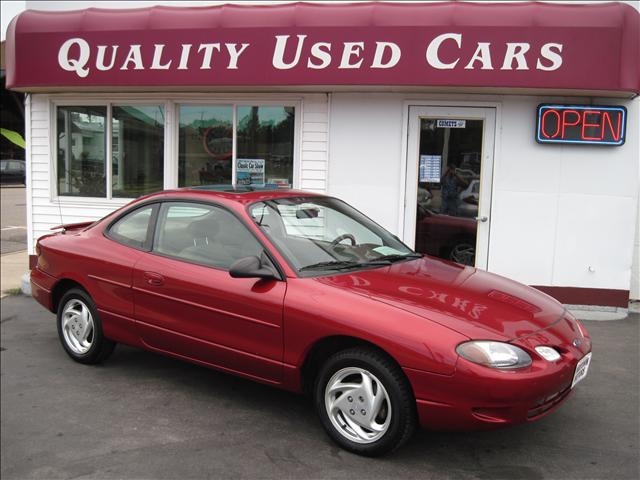 Ford Escort 2001 photo 1