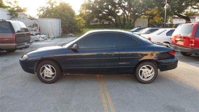 Ford Escort 2001 photo 5