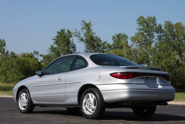 Ford Escort 2001 photo 4