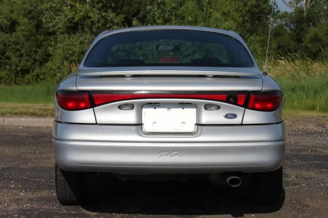 Ford Escort 2001 photo 5