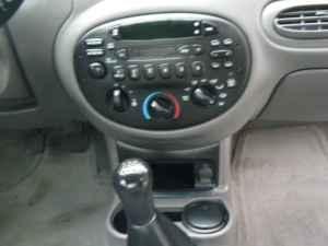 Ford Escort ZX2 1999 photo 3