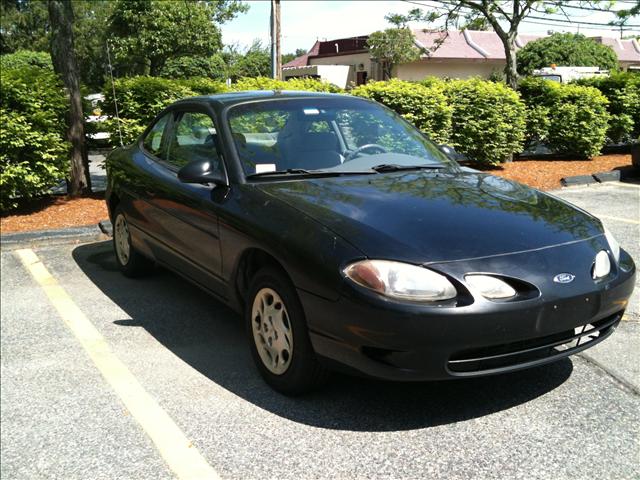 Ford Escort ZX2 1999 photo 1