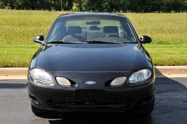 Ford Escort ZX2 2002 photo 1