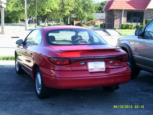 Ford Escort ZX2 2002 photo 4