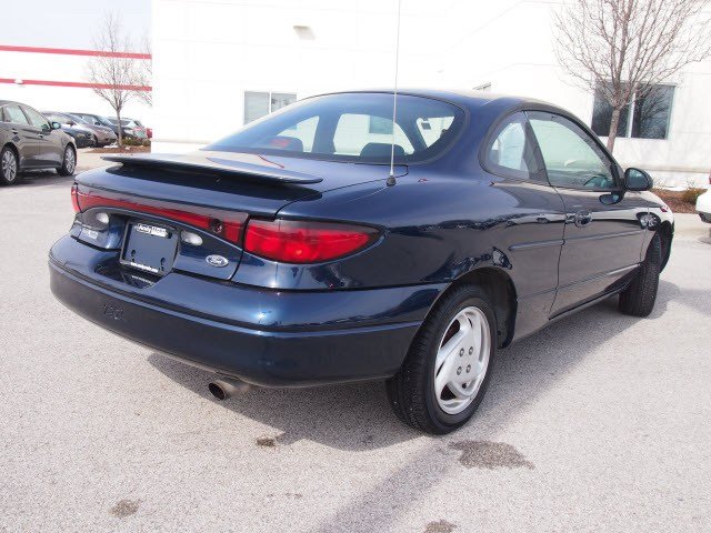 Ford Escort ZX2 2002 photo 1