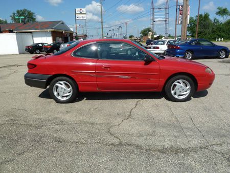 Ford Escort ZX2 2002 photo 3