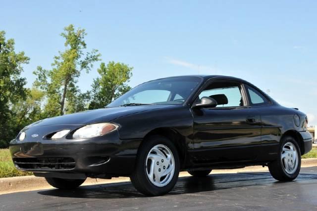 Ford Escort ZX2 2002 photo 2